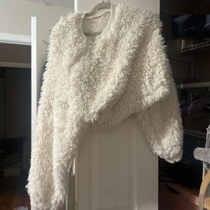 Cream fluffy long sleeve cropped tee